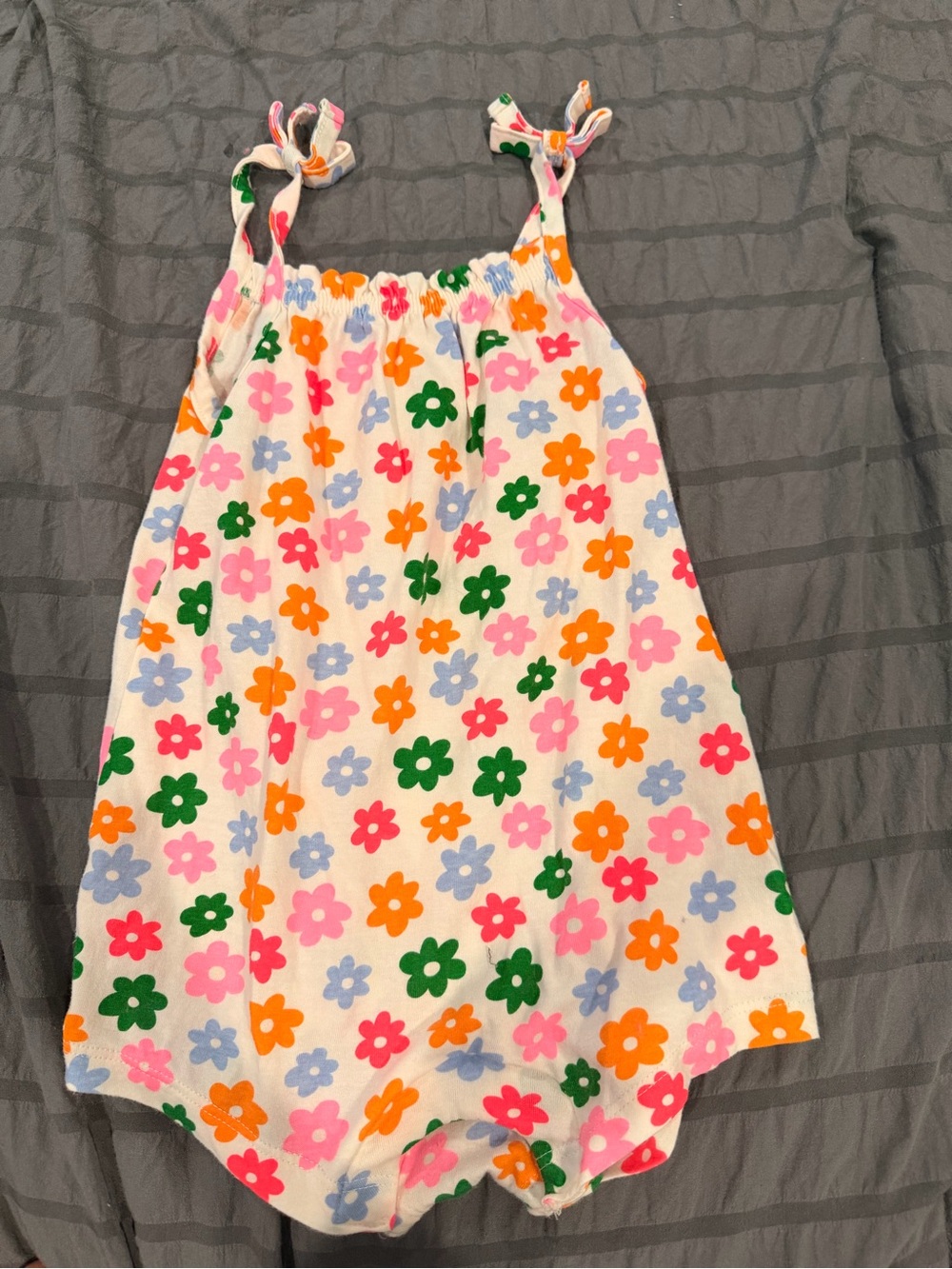 Old navy floral sleeveless baby girl romper